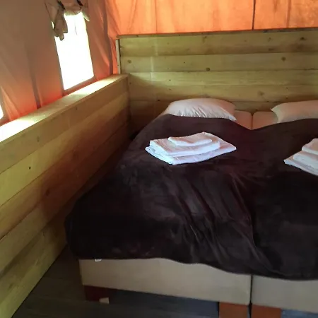 مكان تخييم Glamping Im Safaritent *