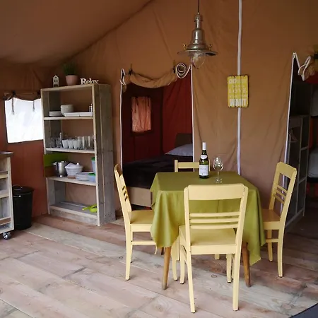 مكان تخييم Glamping Im Safaritent