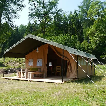 Glamping Im Safaritent مكان تخييم *